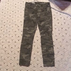 Old Navy camo pants